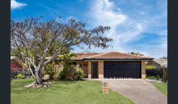 RIDGEVALE DR, HELENSVALE