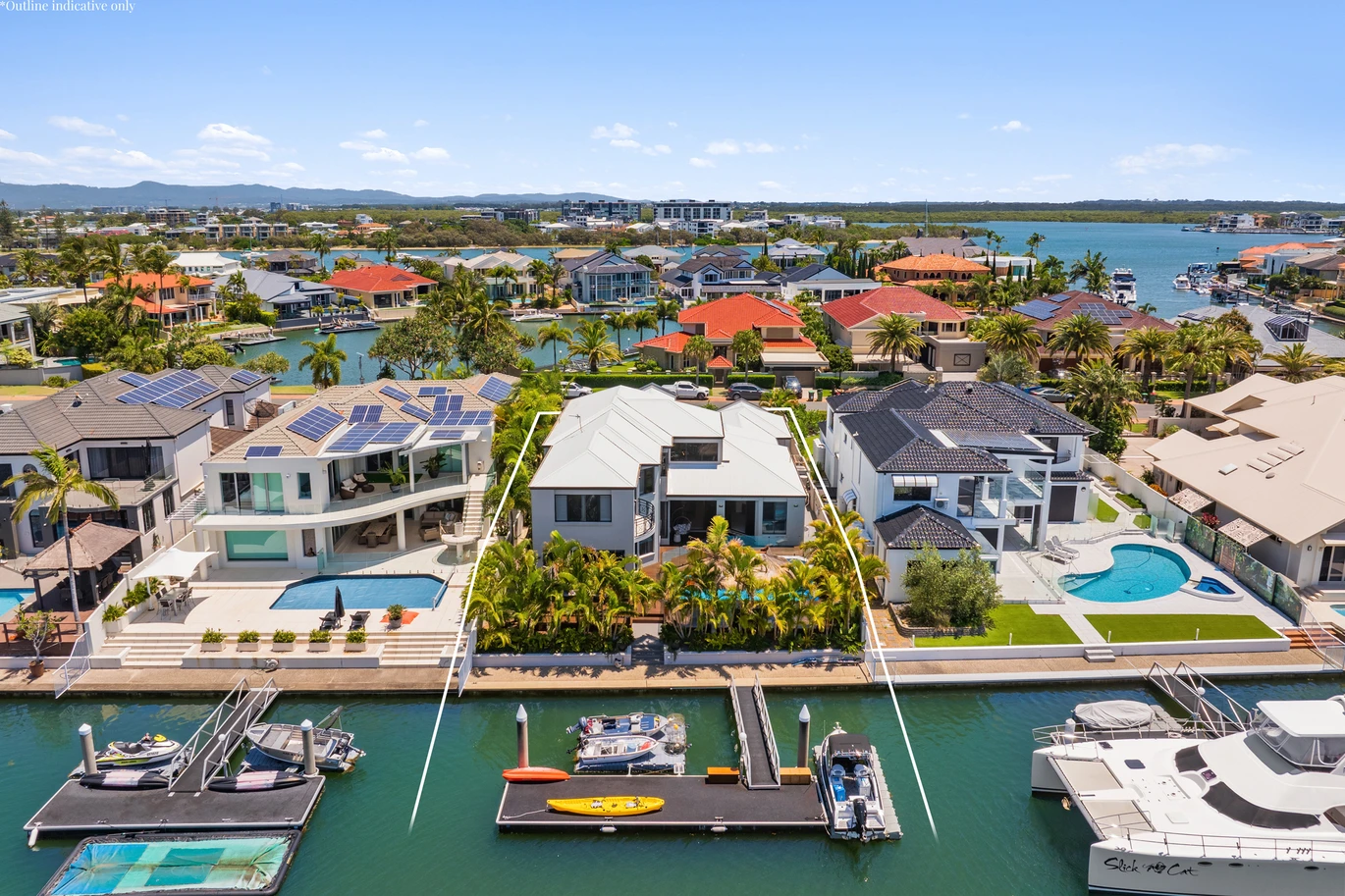 LUXURY WATERFRONT FAMILY HOME – YOUR PRIVATE COASTAL OASIS